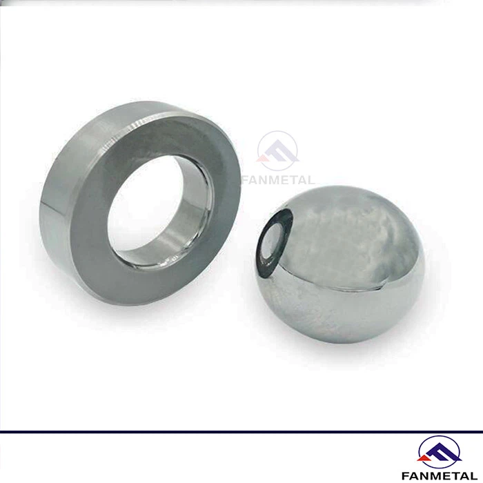 Kobalt krómötvözetből készült ülés